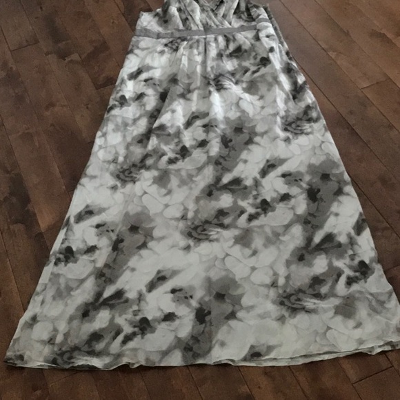 3 Suisses Maxi Dress- Gray- Size L - Picture 2 of 8
